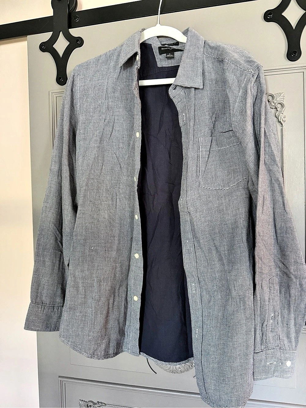 Banana Republic Houndstooth Button Down in Gray & White